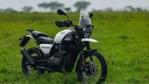 Yezdi Adventure 2026: सिर्फ़ ₹1.98 लाख में पावरफुल इंजन, शानदार लुक और शानदार माइलेज