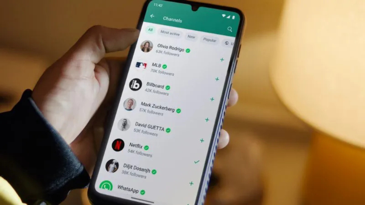 WhatsApp Username Chat Feature without phone number