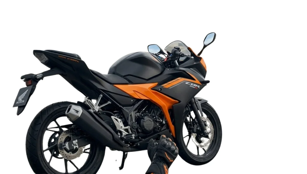 Honda CBR150R 2026